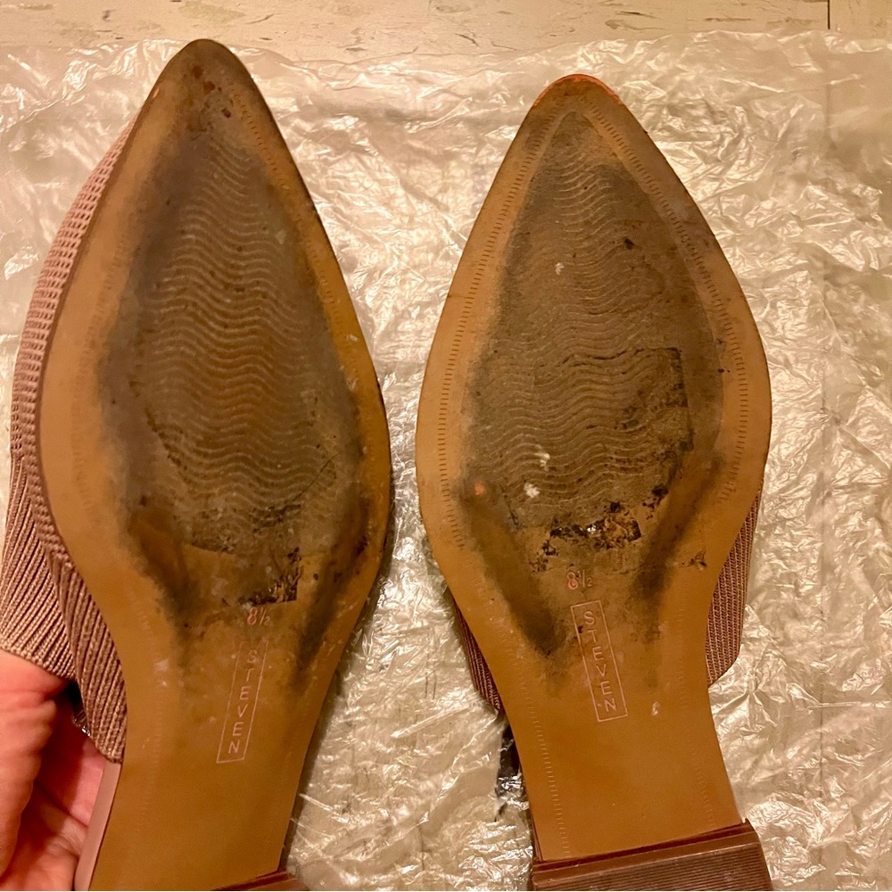 Steve Madden Knitted Flats - Picture 3 of 4